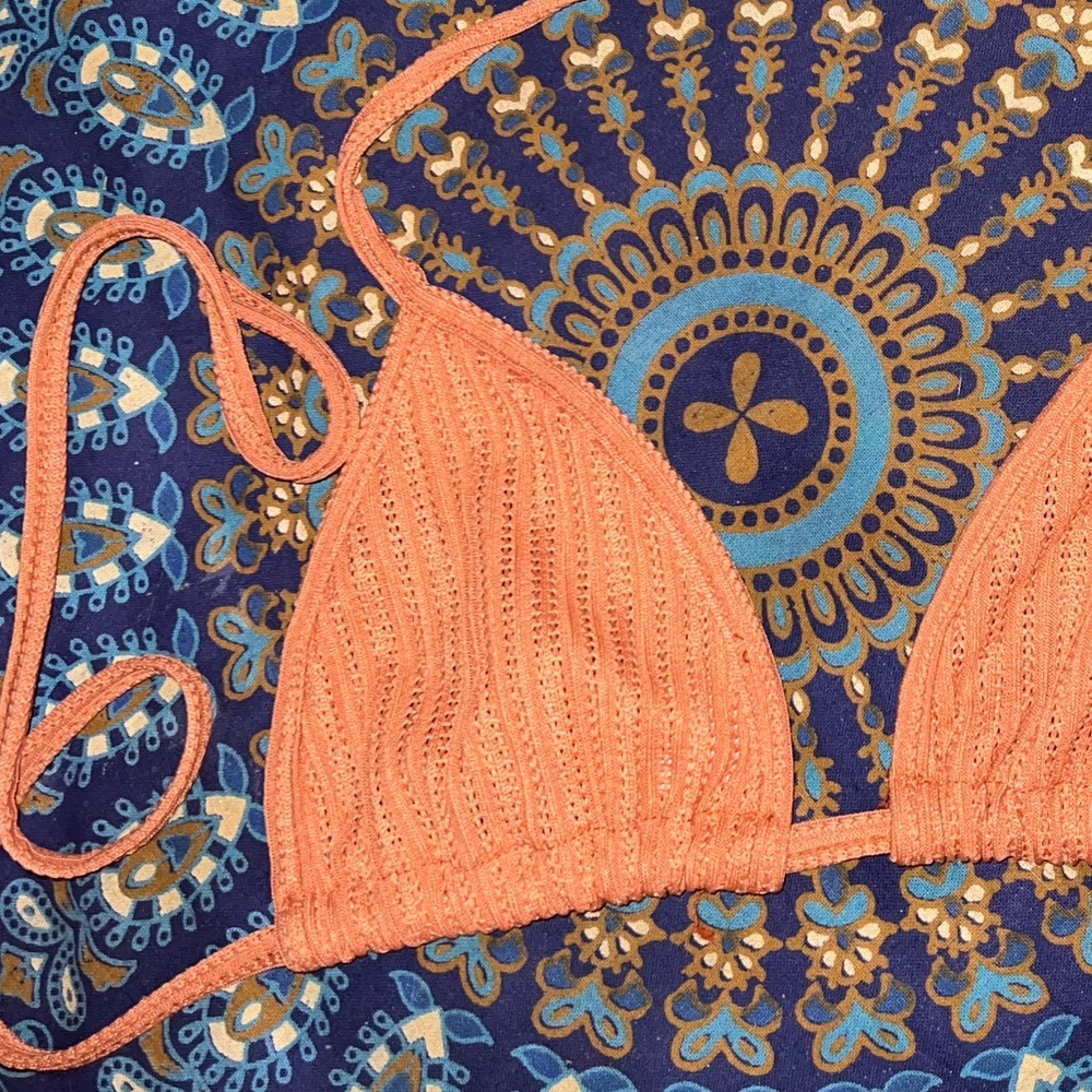 Orange bra - Picture 3 of 4